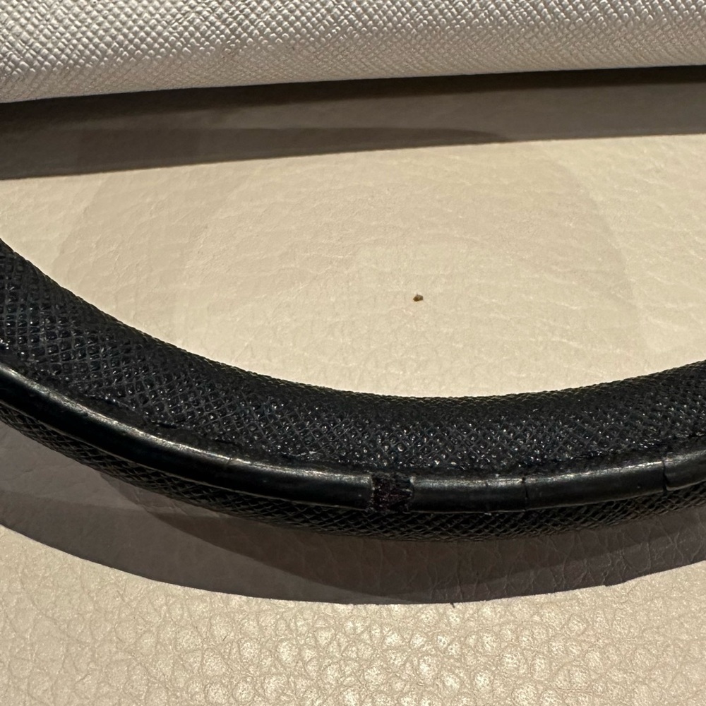 Stylish Black and White Satchel - Picture 12 of 16